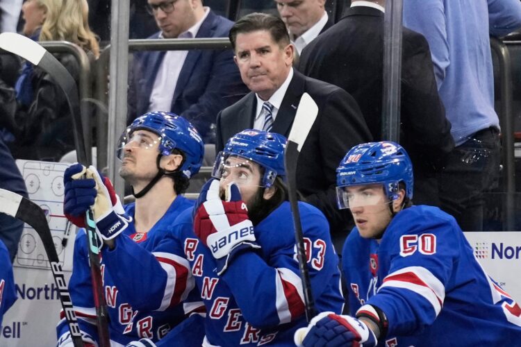 AP: Laviolette will coach LA